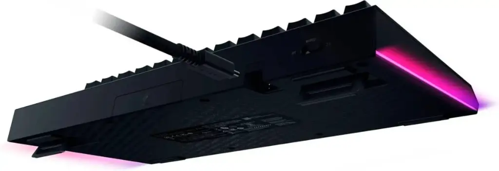Razer-BLACKWIDOW-V4-75-Pro-Wireless-Mechanical-RGB-Gaming-Keyboard-Hot-Swappable-Orange-Switche-3.webp