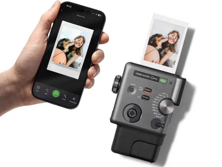 fujifilm-instax-mini-evo-cinema-smartphone.webp