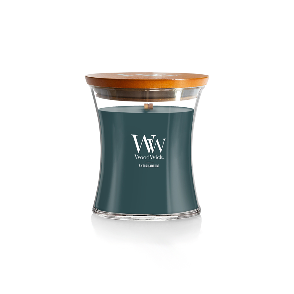 شمعة "وود ويك" (WoodWick) متوسطة بتصميم الساعة الرملية - أنتيكواريوم