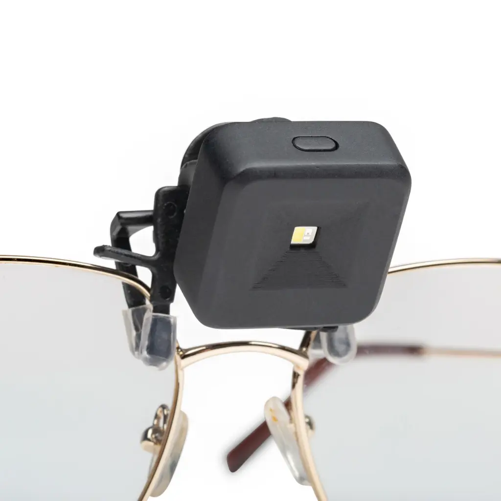 Kikkerland Clip-On Light