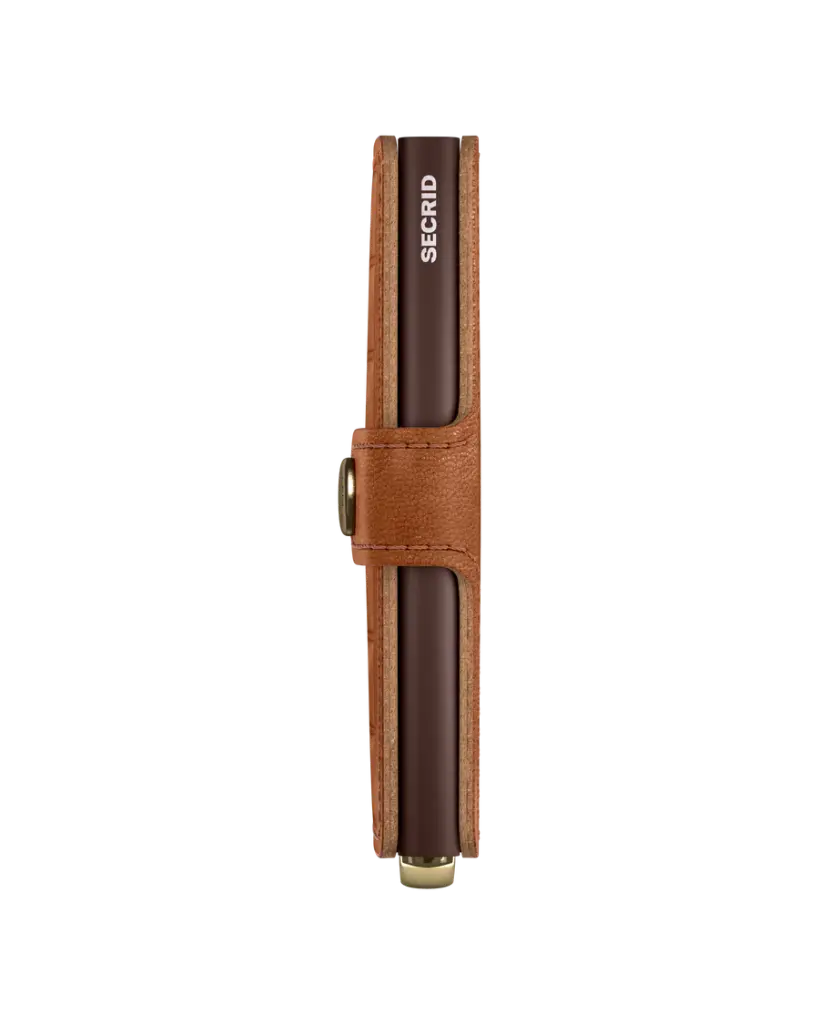 EmbossLines_-Miniwallet-Cognac-Brown_-Side.webp