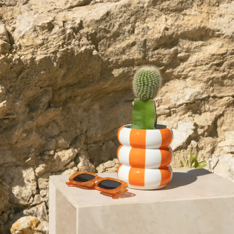 15530795_27946C_Floats_Plant_Pot_Orange.webp