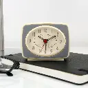 AC14-GR_AlarmClock-Grey-Action-uz_0008.webp