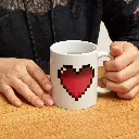 CU44_MORPH-MUG-PIXEL-HEART_ACTION.webp