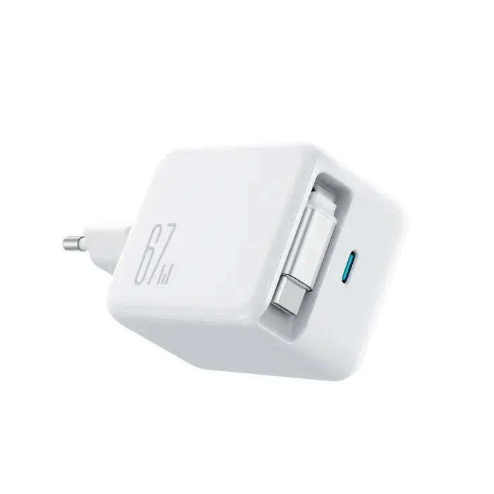 JOYROOM_JR-TCL06_67W_Fast_Charger_with_Built-in_Retractable_Cable_4.webp