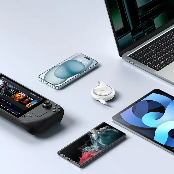 Baseus_Free2Draw_Mini_Retractable_USB-C_Cable_100W_White_7_700x.webp