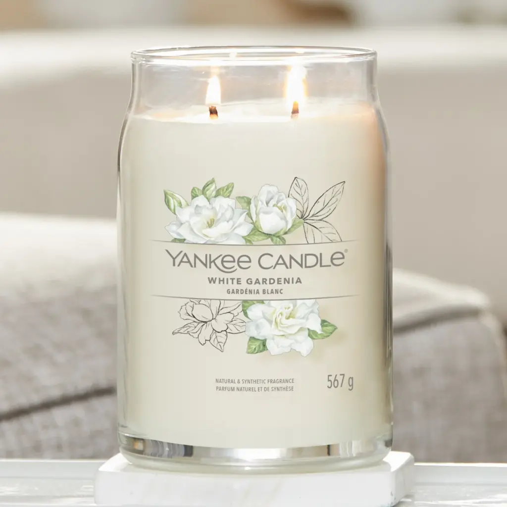 yankee-candle-white-gardenia-signature-large-jar (1).webp