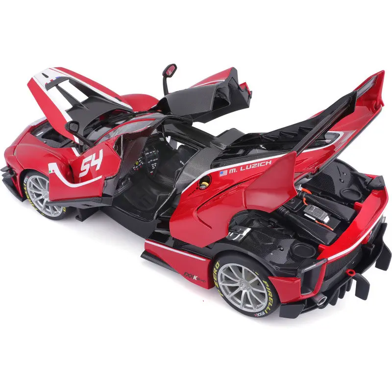 bburago-signature-ferrari-fxx-k-evo-1-18-red (3).webp