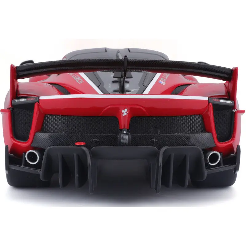 bburago-signature-ferrari-fxx-k-evo-1-18-red (5).webp