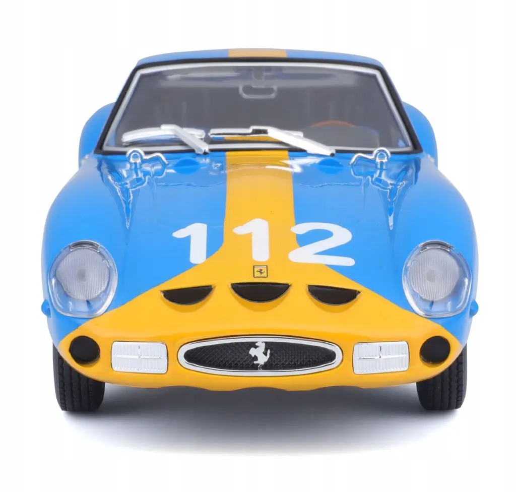 FERRARI-RACING-250-GTO-Blue-112-model-pro-skladani-Bburago-26585-Stupen-obtiznosti-2-latwy.webp
