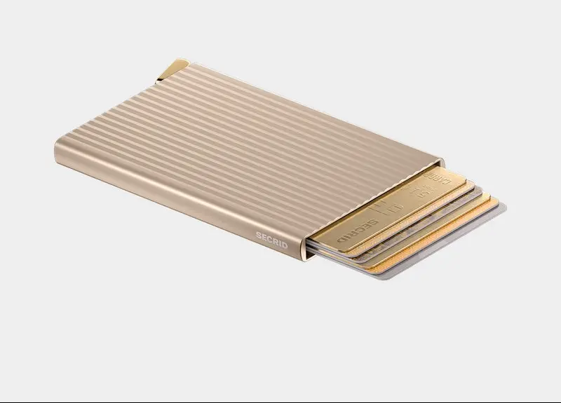 1602788-secrid-wallet-cardprotector-for-magsafe-fluted-cashmere-plus.webp