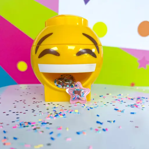 We Cool صانع ملصقات 3D اصنعها بنفسك