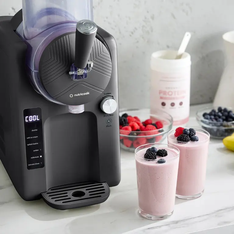 Automatic Household Soft Ice Cream And Smoothie Maker With 6 Presets (3).webp