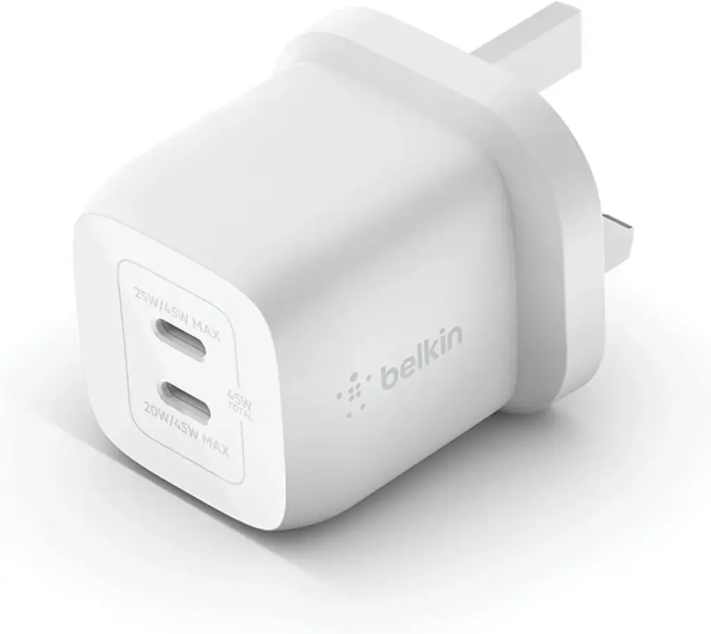 شاحن حائط Belkin مزدوج المنافذ USB-C بقدرة 45 واط مع تقنية GaN وPPS