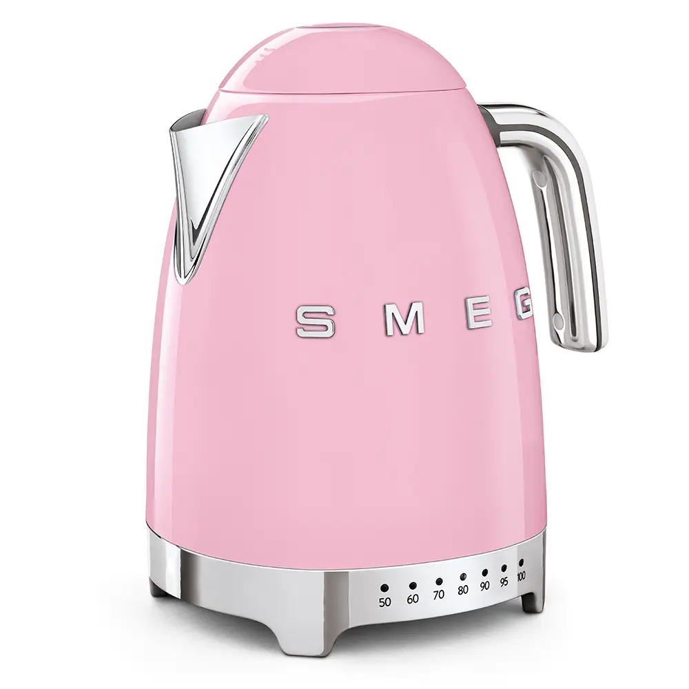 غلاية كهربائية من Smeg بتصميم ستايل الخمسينيات مع ميزة التحكم بدرجة الحرارة، سعة 1.7 لتر