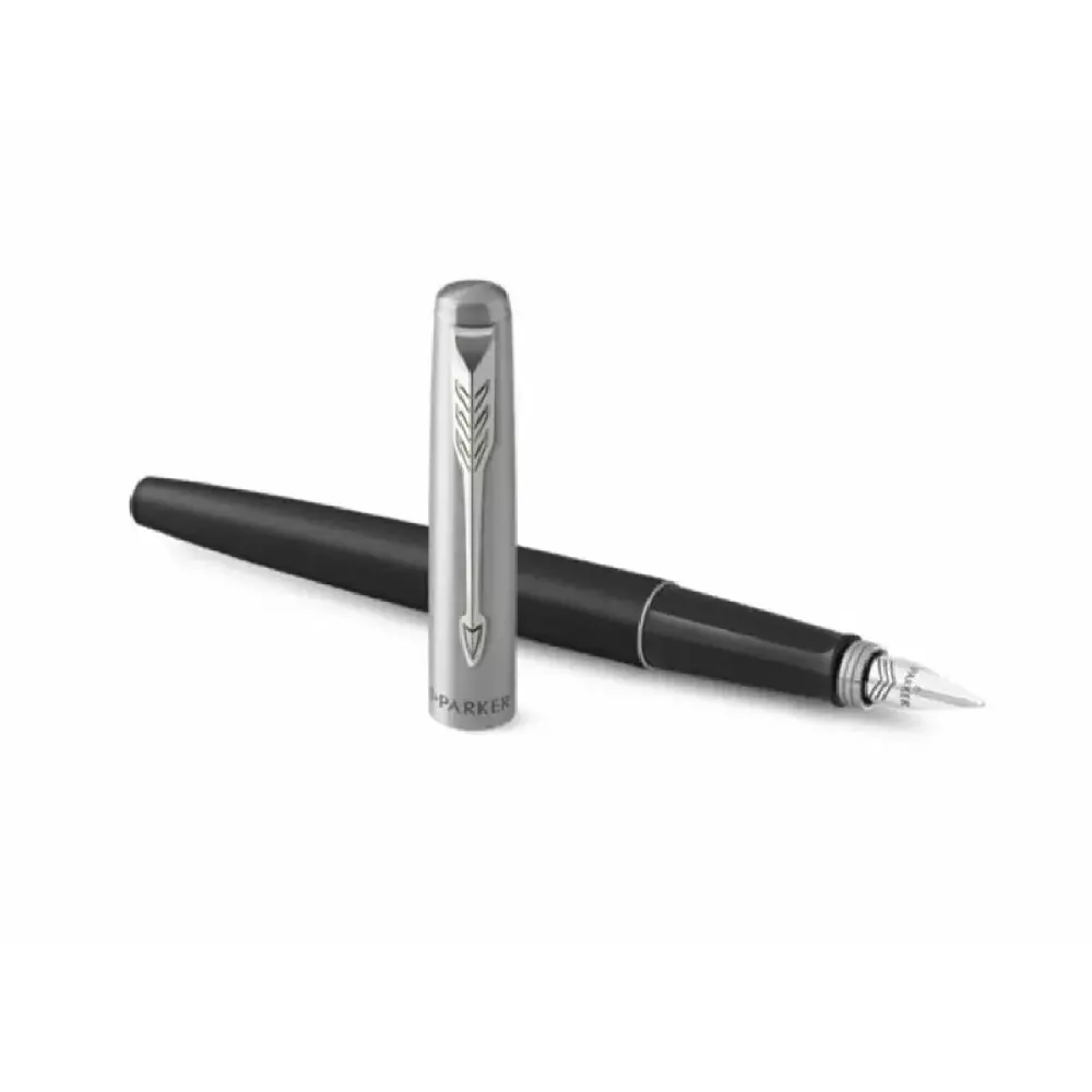 Parker Jotter Standard Fountain Pen Black 2030947