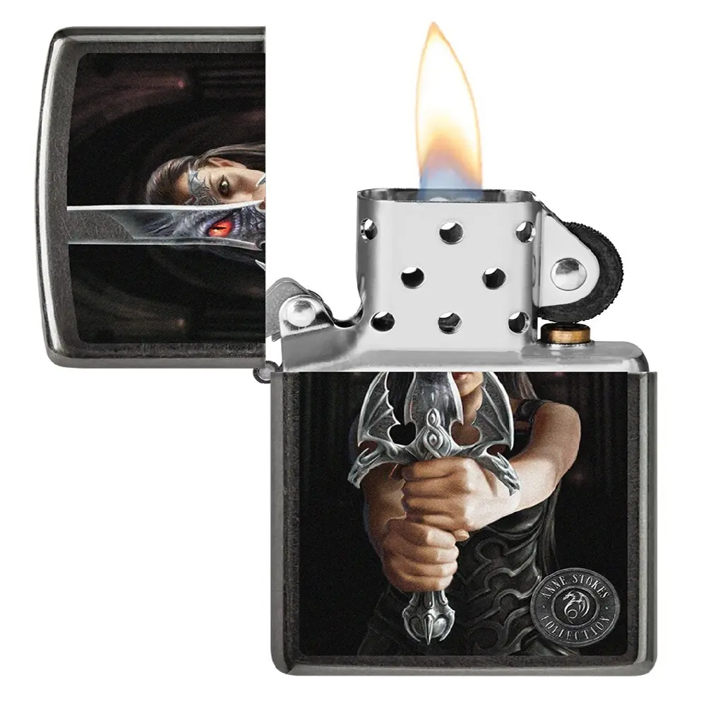 ولاعة زيبو مقاومة للرياح – من مجموعة "Anne Stokes" بتصميم التنين (Dragon) – 28378-CI017395