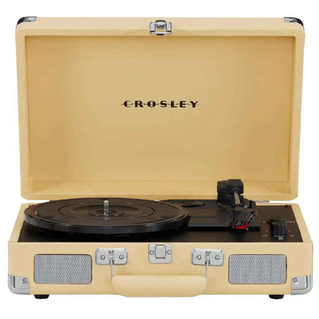 مشغل أسطوانات الفينيل "كروسلي كروزر بلس" بتصميم الحقيبة العتيق مع 3 سرعات وخاصية استقبال وإرسال البلوتوث - لون بيج فاتح