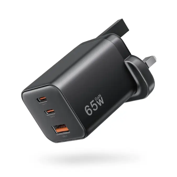 شاحن جداري "أمايزينج ثينج ثاندر برو" بتقنية GaN وقدرة 65 واط (منفذ USB-A + منفذين USB-C)