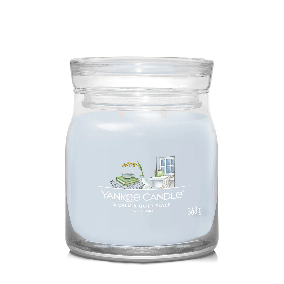 Yankee Candle Signature Medium Jar - A Calm & Quiet Place