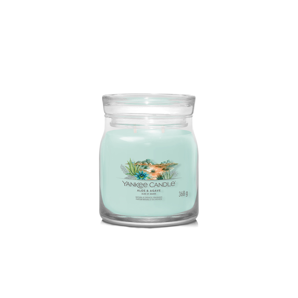 شمعة "يانكي كاندل" (Yankee Candle) الحجم المتوسط (Signature Medium Jar) - الصبار والأغاف