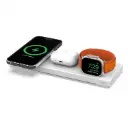 بيلكين قاعدة شحن لاسلكي BoostCharge Pro 3 في 1 مع شحن MagSafe رسمي بقدرة 15 واط - أبيض