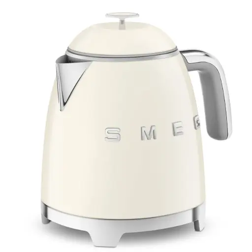 [DNA0009853] غلاية كهربائية صغيرة من Smeg بتصميم ستايل الخمسينيات