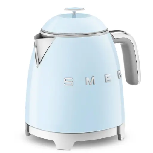 [DNA0009857] غلاية كهربائية صغيرة من Smeg بتصميم ستايل الخمسينيات