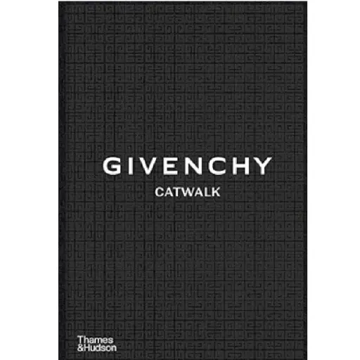 [DNA0015977] Givenchy Catwalk