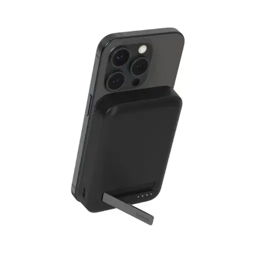 [DNA0029721] باور بانك لاسلكي مغناطيسي بيلكن BoostCharge Qi2 بقوة 15 واط وسعة 8,000 مللي أمبير — اللون الأسود